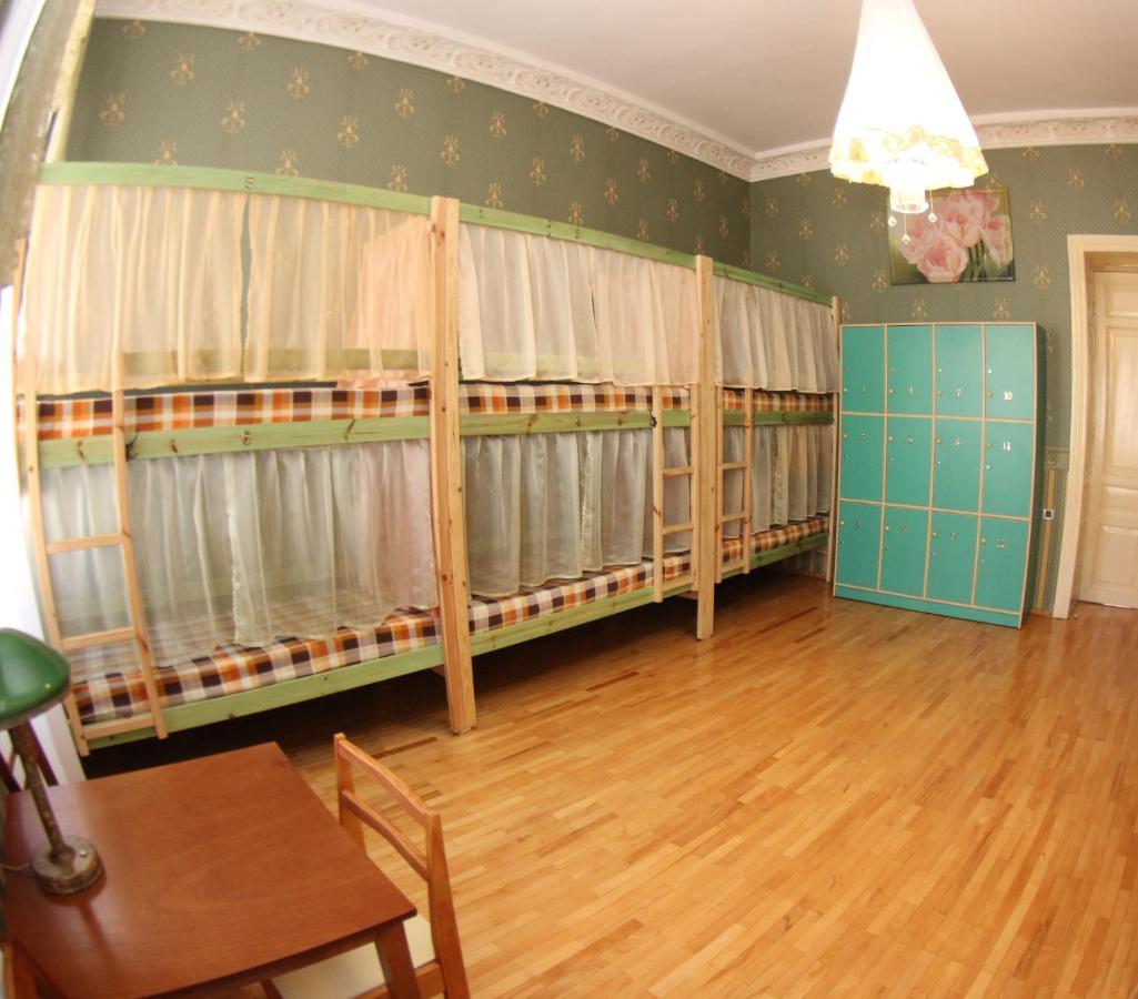 Orpheus Hostel And Apartments Odessa Eksteriør billede