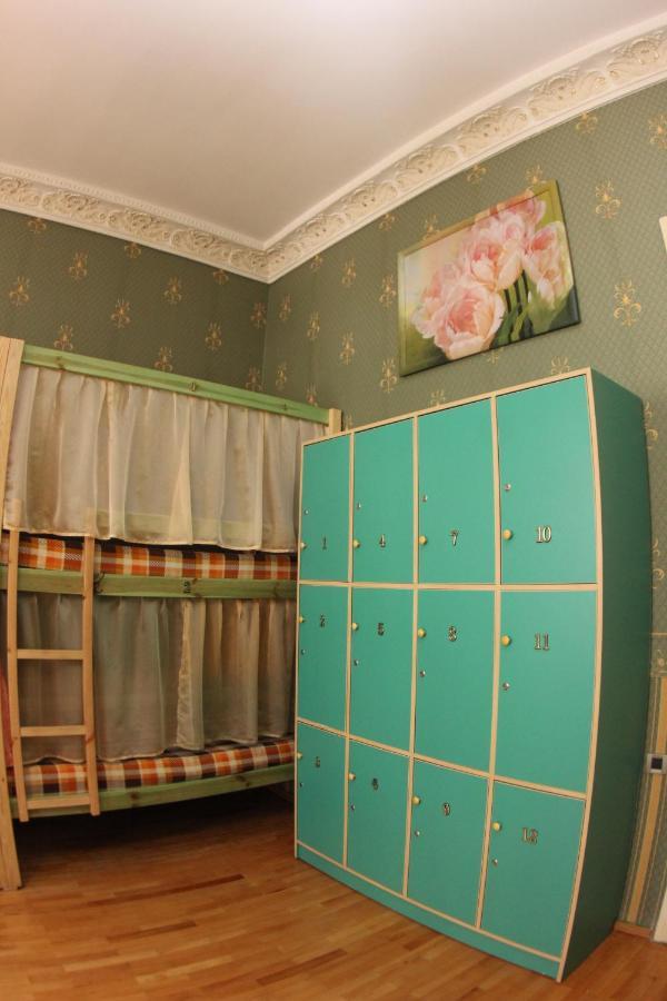Orpheus Hostel And Apartments Odessa Eksteriør billede