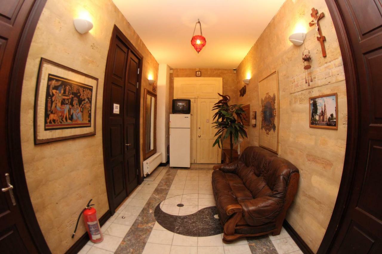 Orpheus Hostel And Apartments Odessa Eksteriør billede