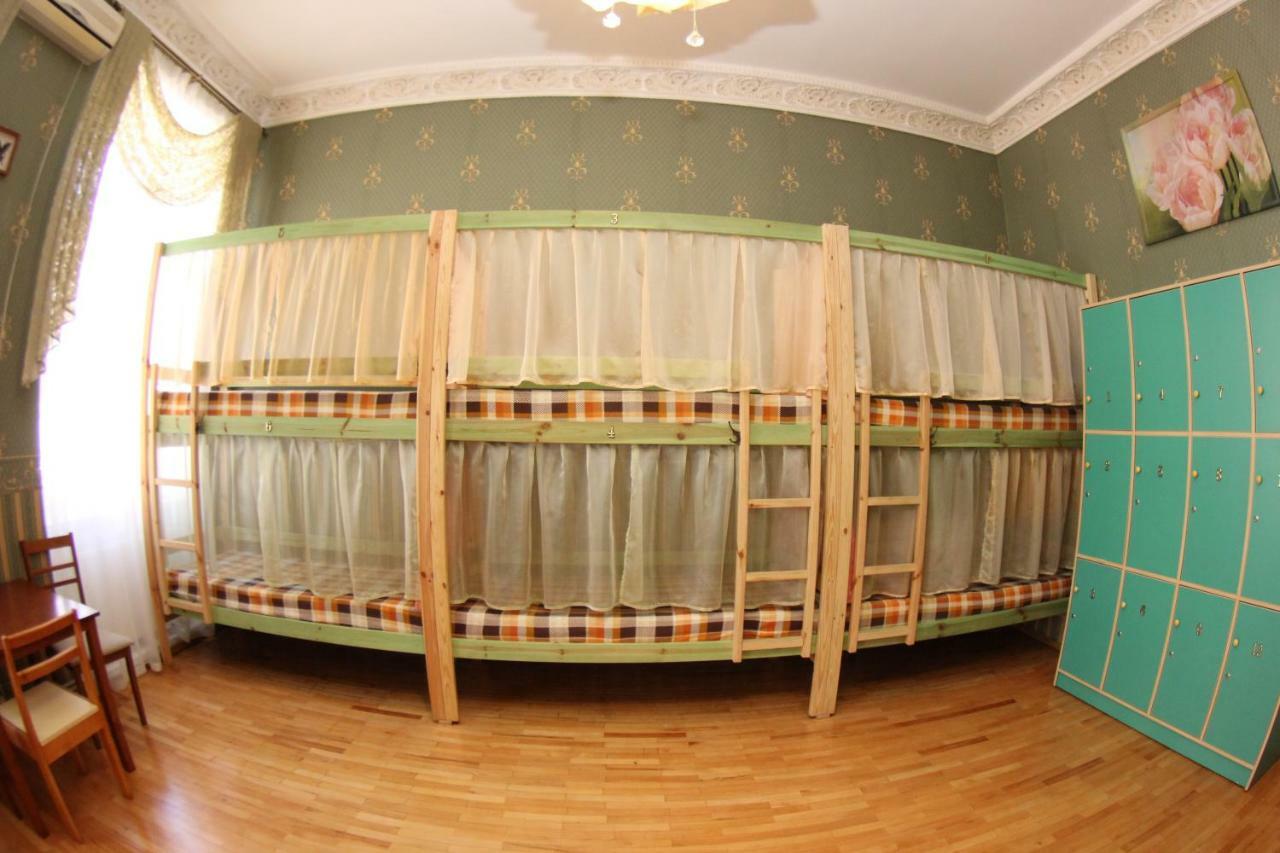 Orpheus Hostel And Apartments Odessa Eksteriør billede